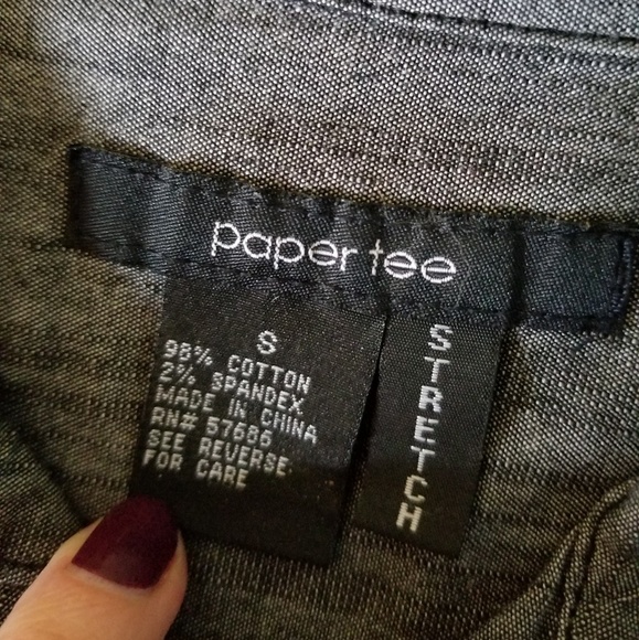 Cute grey stretchy button down utility shirt - Picture 3 of 3